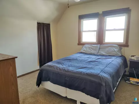 504 E 4th St, Miller, SD 57362 photo 23