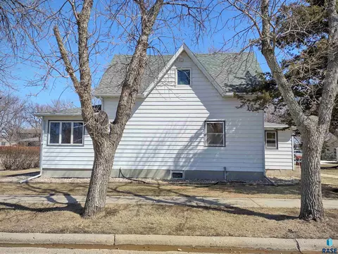 504 E 4th St, Miller, SD 57362 photo 55