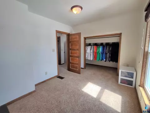 504 E 4th St, Miller, SD 57362 photo 28
