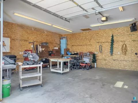 504 E 4th St, Miller, SD 57362 photo 69