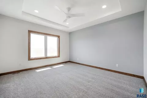 1509 W River Bend Cir, Brandon, SD 57005 photo 12