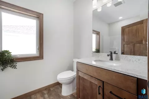 1509 W River Bend Cir, Brandon, SD 57005 photo 19