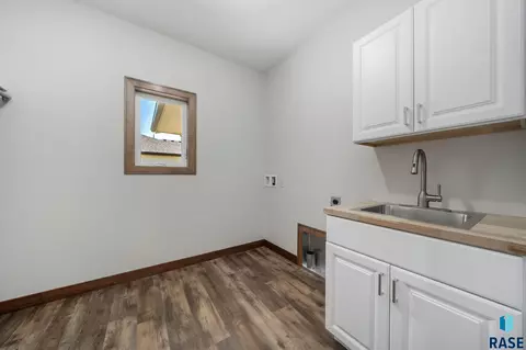 1509 W River Bend Cir, Brandon, SD 57005 photo 23