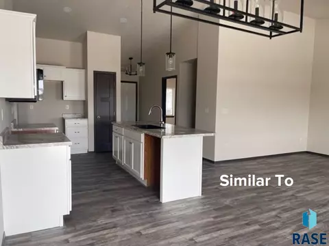 6903 E Brooks Edge Pl, Sioux Falls, SD 57110 photo 9
