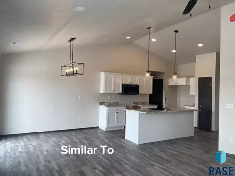 6903 E Brooks Edge Pl, Sioux Falls, SD 57110 photo 3