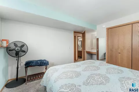 1309 S Risley Cir, Sioux Falls, SD 57106 photo 26