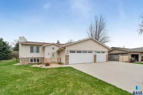 1309 S Risley Cir, Sioux Falls, SD 57106 photo 30