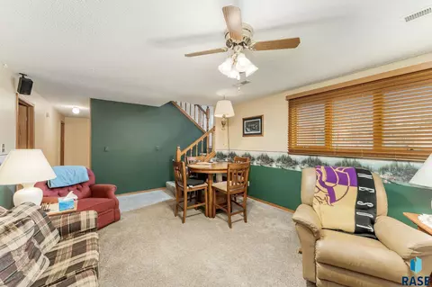 1309 S Risley Cir, Sioux Falls, SD 57106 photo 24