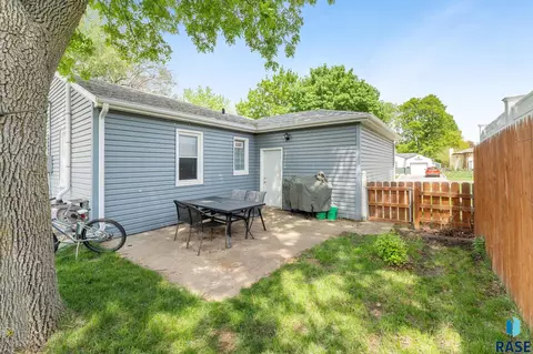 3021 E 18th St, Sioux Falls, SD 57103 photo 20