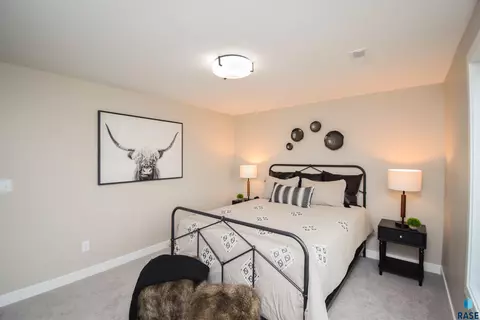 2825 S Moss Stone Ave, Sioux Falls, SD 57110 photo 54