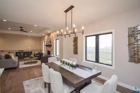 2825 S Moss Stone Ave, Sioux Falls, SD 57110 photo 15