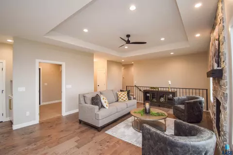 2825 S Moss Stone Ave, Sioux Falls, SD 57110 photo 18