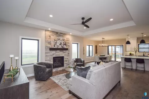 2825 S Moss Stone Ave, Sioux Falls, SD 57110 photo 21
