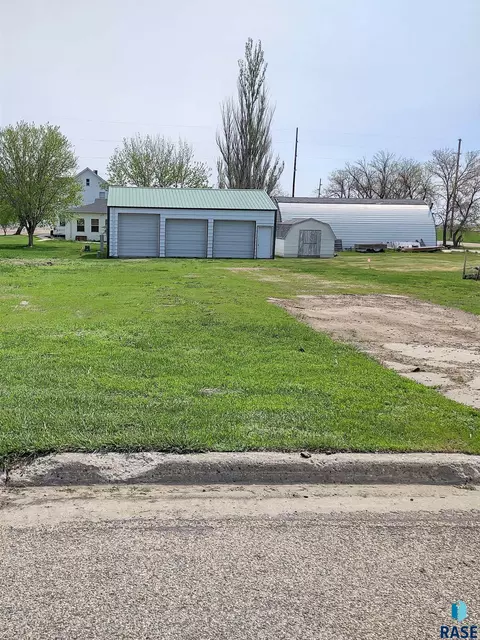 116 E 4th Ave, Miller, SD 57362 photo 24