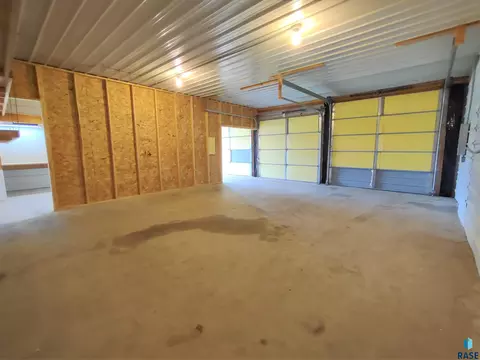 116 E 4th Ave, Miller, SD 57362 photo 8