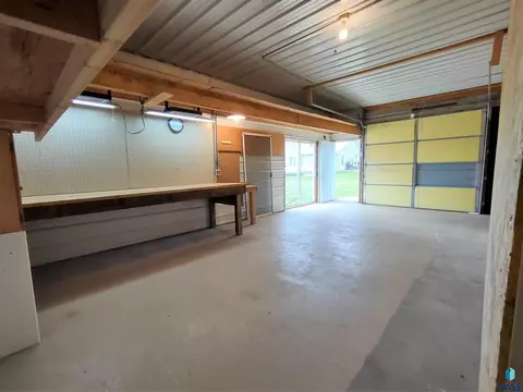 116 E 4th Ave, Miller, SD 57362 photo 3