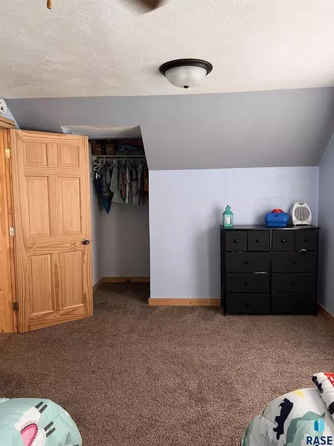 101 E 1st St, Marion, SD 57043 photo 27