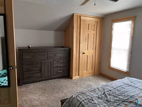101 E 1st St, Marion, SD 57043 photo 20