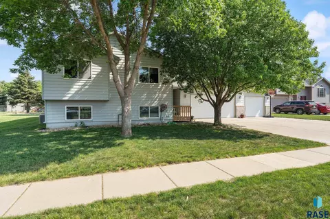 310 W 5th St, Tea, SD 57064 photo 33