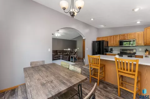 310 W 5th St, Tea, SD 57064 photo 11