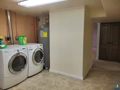 703 E 2nd Ave, Miller, SD 57362 photo 39