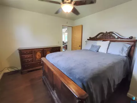 703 E 2nd Ave, Miller, SD 57362 photo 14