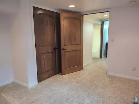 703 E 2nd Ave, Miller, SD 57362 photo 36