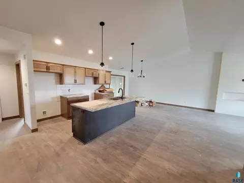 1409 S Ebenezer Ave, Sioux Falls, SD 57106 photo 14