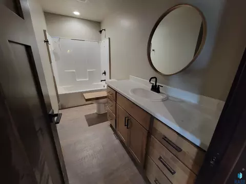 1409 S Ebenezer Ave, Sioux Falls, SD 57106 photo 7
