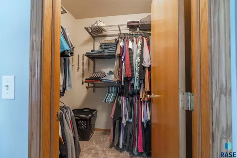 1408 W Creekside Dr, Brandon, SD 57005 photo 17