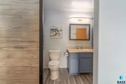 1408 W Creekside Dr, Brandon, SD 57005 photo 19