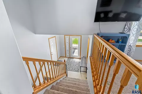 1408 W Creekside Dr, Brandon, SD 57005 photo 13