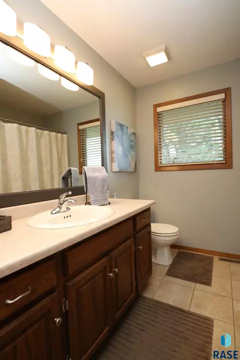 26728 481st St, Brandon, SD 57005 photo 17