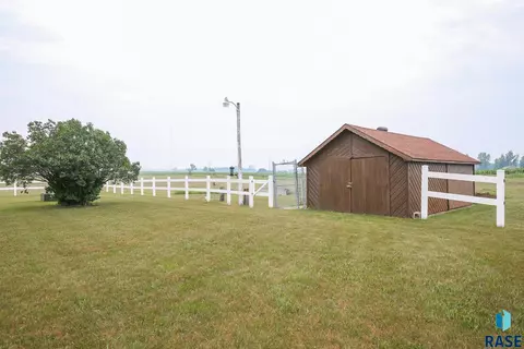 26728 481st St, Brandon, SD 57005 photo 29