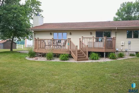 26728 481st St, Brandon, SD 57005 photo 4