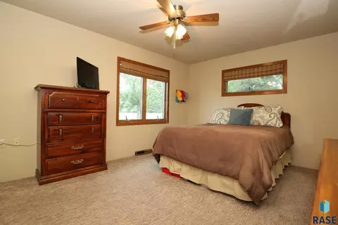 26728 481st St, Brandon, SD 57005 photo 15