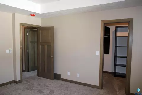 5305 E 64th St, Sioux Falls, SD 57108 photo 10