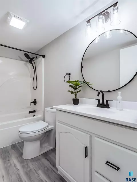 620 N Poplar Ave, Tea, SD 57064 photo 12