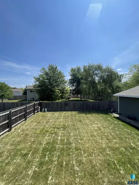 620 N Poplar Ave, Tea, SD 57064 photo 24