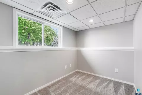 620 N Poplar Ave, Tea, SD 57064 photo 19