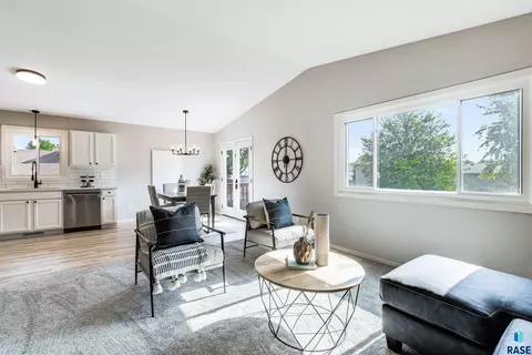 620 N Poplar Ave, Tea, SD 57064 photo 9