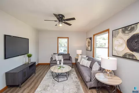 801 S Summit Ave, Sioux Falls, SD 57104 photo 12