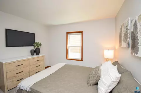 801 S Summit Ave, Sioux Falls, SD 57104 photo 21