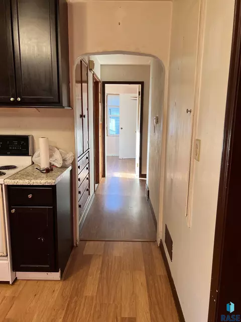 729 S Dewald St, Freeman, SD 57029 photo 11
