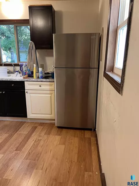 729 S Dewald St, Freeman, SD 57029 photo 10