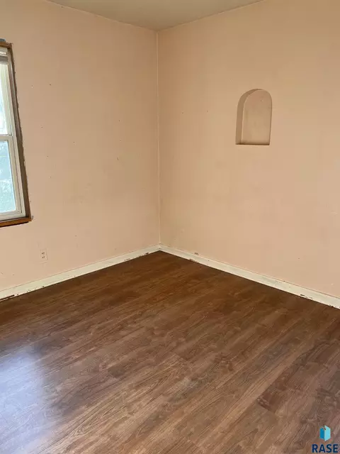 729 S Dewald St, Freeman, SD 57029 photo 15