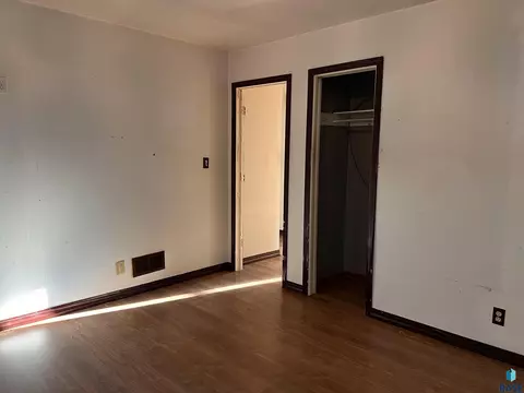 729 S Dewald St, Freeman, SD 57029 photo 20