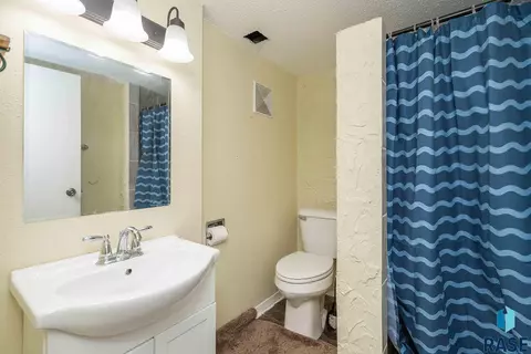 3800 E Ronning Dr E, Sioux Falls, SD 57103 photo 13