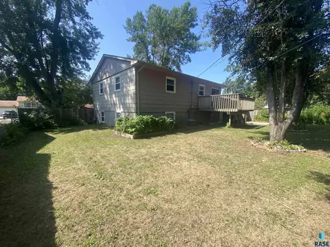 3800 E Ronning Dr E, Sioux Falls, SD 57103 photo 25