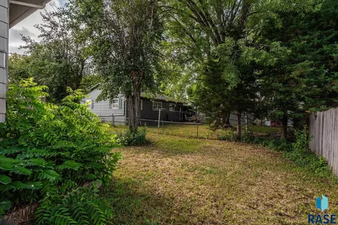 3800 E Ronning Dr E, Sioux Falls, SD 57103 photo 20